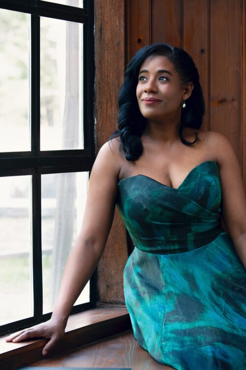 2 2023 Headshot Sonya 040photo credit Jennifer Taylor Photography 1